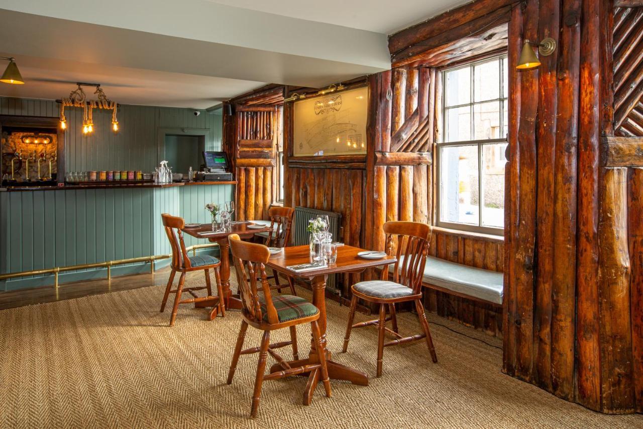 The Crusoe Hotel Lower Largo Exterior photo
